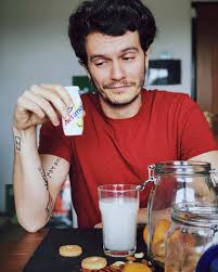 Qui imposterò tutti i video,foto e link ke riguardano al bellissmo adriano <3 nn sn adriano ma 1 sua fannn <3 Adriano Bettinelli Facebook