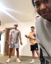 The last picture is the best☀️