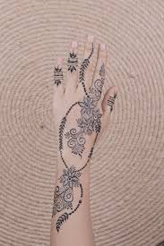 While traditional henna tattoo designs are all wonderful, sometimes you just want a temporary tattoo to beautify your skin for a few weeks. Henna Tattoo Pictures Download Free Images On Unsplash