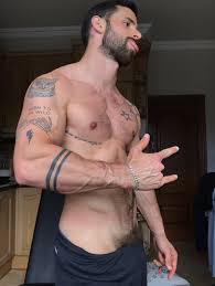 BIG KIMS Pretty Boy Blog - Daddy Aingeru Vilabrille