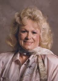 Leanne Thorpe's Instagram, Twitter & Facebook