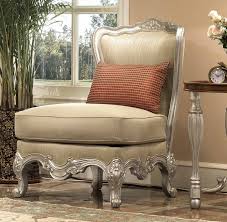 In addition to paula's beautiful home, we get to go inside several other wonderful homes in savannah, including some absolutely adorable tybee island cottages. Paula Deen Furniture Savannah Collections