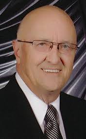 Doris Griggs's Instagram, Twitter & Facebook