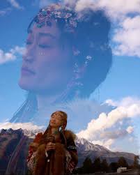 So in love with my first Tibetan dress experience! 👗 The scenery was  unreal—with the Jade Snow Mountain behind me and colorful prayer flags  flying all around🏔️☀️ The photographer was absolutely fantastic