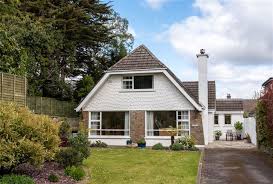 The property enjoys a secluded country setting 150 metres from the grove bar in willow grove, yet is also conveniently close to delgany (four minutes drive away), greystones (seven minutes) and bray (12 minutes). Torfields Willow Grove Delgany Wicklow Derek Byrne Property Consultants 4474731 Myhome Ie Residential