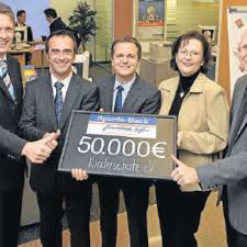 Cookies sind hilfreiche datenpakete, die es uns als anbieter erleichtern, ihnen eine optimal bedienbare webseite anzubieten. Weihnachtsaktion Der Merkur Hilft Kindern Sparda Bank Munchen Spendet 50 000 Euro Leben