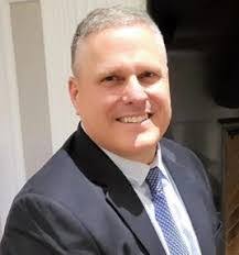 Glenn Kauffman's Instagram, Twitter & Facebook