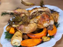 Pintade Farcie Au Foie Gras Et Legumes Oublies Recette Pintade Farcie Pintade Recette Legumes Oublies