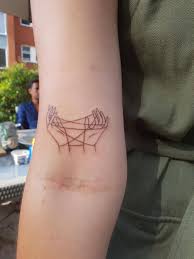Kaleidoscope tattoo | bondi's original and best tattoo studio. Cat S Cradle By Dan Marsh Kaleidoscope Tatto In Bondi Australia Imgur