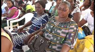 Wax, soie, fasso dan fani ou pagne baoulé. Rti Bouake La Ministre Raymonde Goudou Coffi Intronisee Ambassadrice Du Pays Baoule Youtube