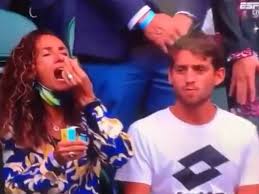Maybe you would like to learn more about one of these? Wimbledon La Madre Di Berrettini Assume Delle Gocce Per La Finale Con Djokovic Corriere Tv