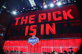 The national football league will welcome 32 new players into its ranks thursday night when the 2021 nfl draft takes place in cleveland. When Is 2021 Nfl Draft Start Time Tv Channel Coverage Date Schedule Watch Live Stream Mock Drafts Order