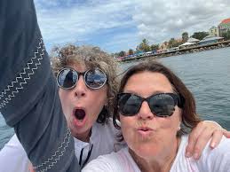 Thanks for joining all! CONGRATS MIRADOR!! Hope to see you all online again  next week! Subscription is now open @ www.curacaopubquiz.com