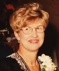 Sandra Hardison's Instagram, Twitter & Facebook