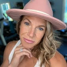 Jocelyn Conner's Instagram, Twitter & Facebook