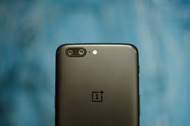 OnePlus 5 Review: What Is a Flagship ...