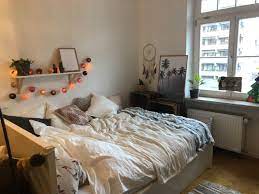 2 erwachsene frauen und ein baby wollen zusammen in eine wg ziehen und suchen im. Gemutliches Wg Zimmer In Munchen Wg Zimmer Zimmer Zimmer Einrichten