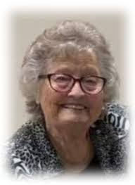 Fay Kessler's Instagram, Twitter & Facebook