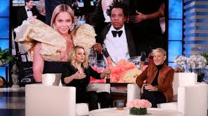 Kate mckinnon took home her second emmy award on sunday night, and she had the support of her girlfriend during her big moment. Snl S Kate Mckinnon 5 Facts About The Beloved Sketch Show S First Openly Gay Female Star South China Morning Post