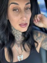 Can someone please pray for me?!? I know this is bizarre but not only is my  ex husband a narcissist, my mother is too. I'm barely hanging