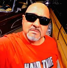 What emblems fit 1976 Impala front fenders?