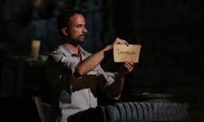 Survivor το survivor, το αγαπημένο παιχνίδι επιβίωσης είναι πάλι στον σκαϊ ανανεωμένο, εμπλουτισμένο, συναρπαστικό και με. Survivor Spoiler Apoxwrhsh 17 3 Aytoi Einai Oi Treis Ypopshfioi Aytos To Megalo Fabori Gia Na Apoxwrhsei Sportime Gr