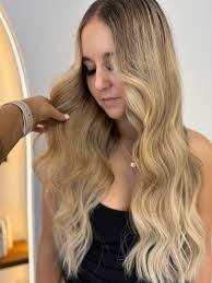 Rishetta Figure Comparison with Speed Armor and Freesia Wear