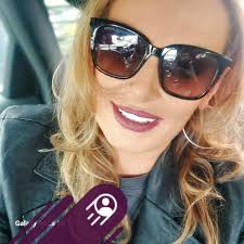 What color should I paint the folding table?