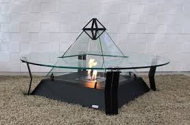 Fabriquant de cheminée éthanol (1). Louvre Cheminee Ethanol Pyramide En Verre Noir Ou Blanc