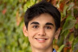 Amy Capelle's Instagram, Twitter & Facebook