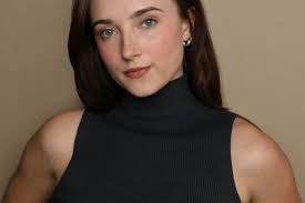 Haley Shea's Instagram, Twitter & Facebook