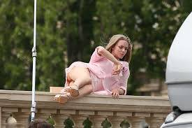 A shy, amanda l pikul. Amanda Seyfried Candids