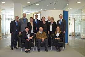 Please make sure the swift code below has in accordance with your destination bank. 20 03 2018 315 Jahre Betriebszugehorigkeit Bei Der Vr Bank Landsberg Ammersee Eg Vr Bank Landsberg Ammersee Eg