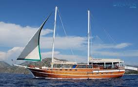 Serhat Bey Okeanos Yachting Yachtandsailing Rezervasyon Icin Bizi 0 541 5158121 Den Arayabilrisiniz Luxury Charter Yachtcharter Cruise Yat Katamaran