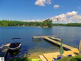 Maybe you would like to learn more about one of these? Aktualisiert 2021 Cabin 2 Oaks Resort On Spider Lake Traverse City Hutte In Traverse City Tripadvisor