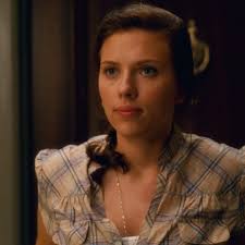 The Scoops Ahoy hat you know and love from Stranger Things 3 could have  looked very different. Here's the one that didn't make the cut. (📸  @amyparris)