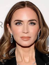 ⭐️OSCARS 2024⭐️ Jonathan Bailey wears Giorgio Armani. Grooming by Kristen  Shaw and skin prep by Lord Gavin McLeod-Valentine. Styled by Emma Jade  Morrison 🖤 @jbayleaf @giorgioarmani @shawnesssss @lordgmv  @emmajademorrison #jonathanbailey ...