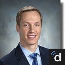 Keri Ackerman's Instagram, Twitter & Facebook