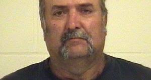 Wonewoc man rams wife's vehicle, shoots her, commits suicide