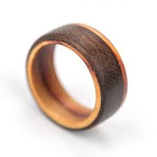 Holzringe Mit Inlay In 2020 Holzringe Holz Verlobungsring Ringe Aus Holz