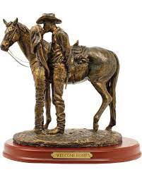 Western Moments Quot Welcome Home Quot Statue Sheplers Statue Country Wedding Pictures Outdoor Country Wedding