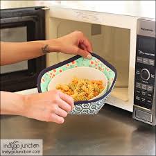 Micro Safe Hot Holders Sewing Pattern From Indygo Junction Indygojunction Microwave Bowl Holders Microwave Bowls Crafts Sewing Patterns