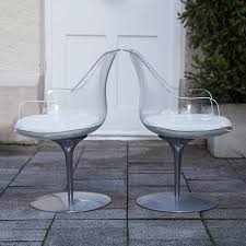 Our trendy dining chairs in set of 2 add stylish intrigue to your dining room and kitchen area. Laverne Clear Lucite Champagne Chair Set Of 2 Schlicht Designmobel