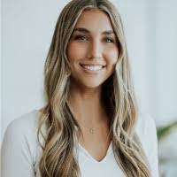 Kathy Hunsaker's Instagram, Twitter & Facebook