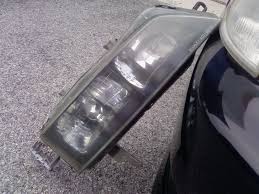 Polish lampu kereta guna colgate. Cara Cara Jernihkan Lampu Kereta Malaysia Asia Tech And World Blog