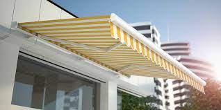 Questa tenda da esterno a caduta è dotata di braccetti laterali regolabili. Tende Da Sole Prezzi Roma Tende Da Sole Roma