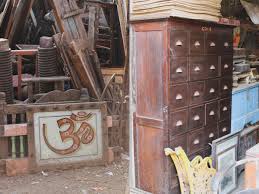 Oshiwara Antique Market Jogeshwari Chuzai Living Second hand furniture & new brand furniture.