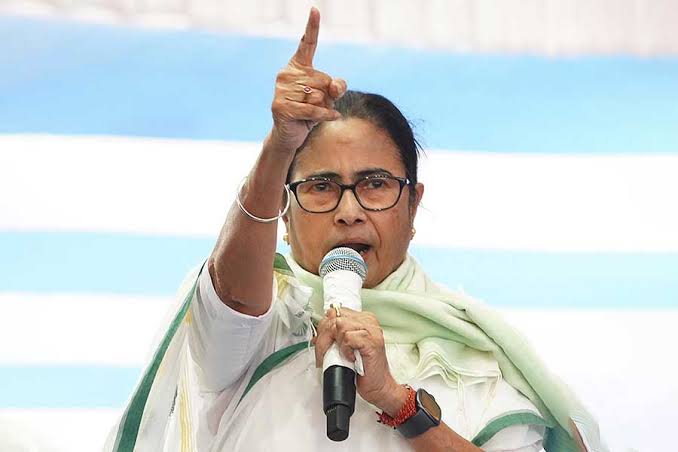 Mamata Banerjee challenges Delhi Police in child abuse case