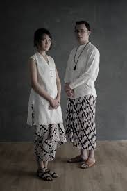Check spelling or type a new query. 30 Foto Prewedding Indoor Casual Elegant Simple