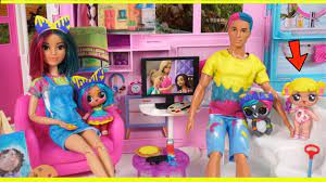 Recien agregado más jugado los más valorados. Bebe Lol Sorpresa Y Mama Barbie Rutina Jugando Con Bebe Goldie De Roblox Youtube